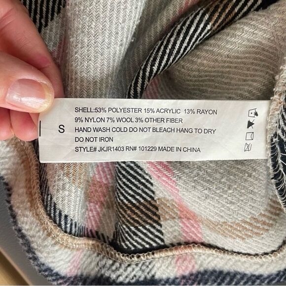 Quarry Plaid Winter Wool Blend Jacket Cropped Pink Tan Black Cream - Picture 6 of 8